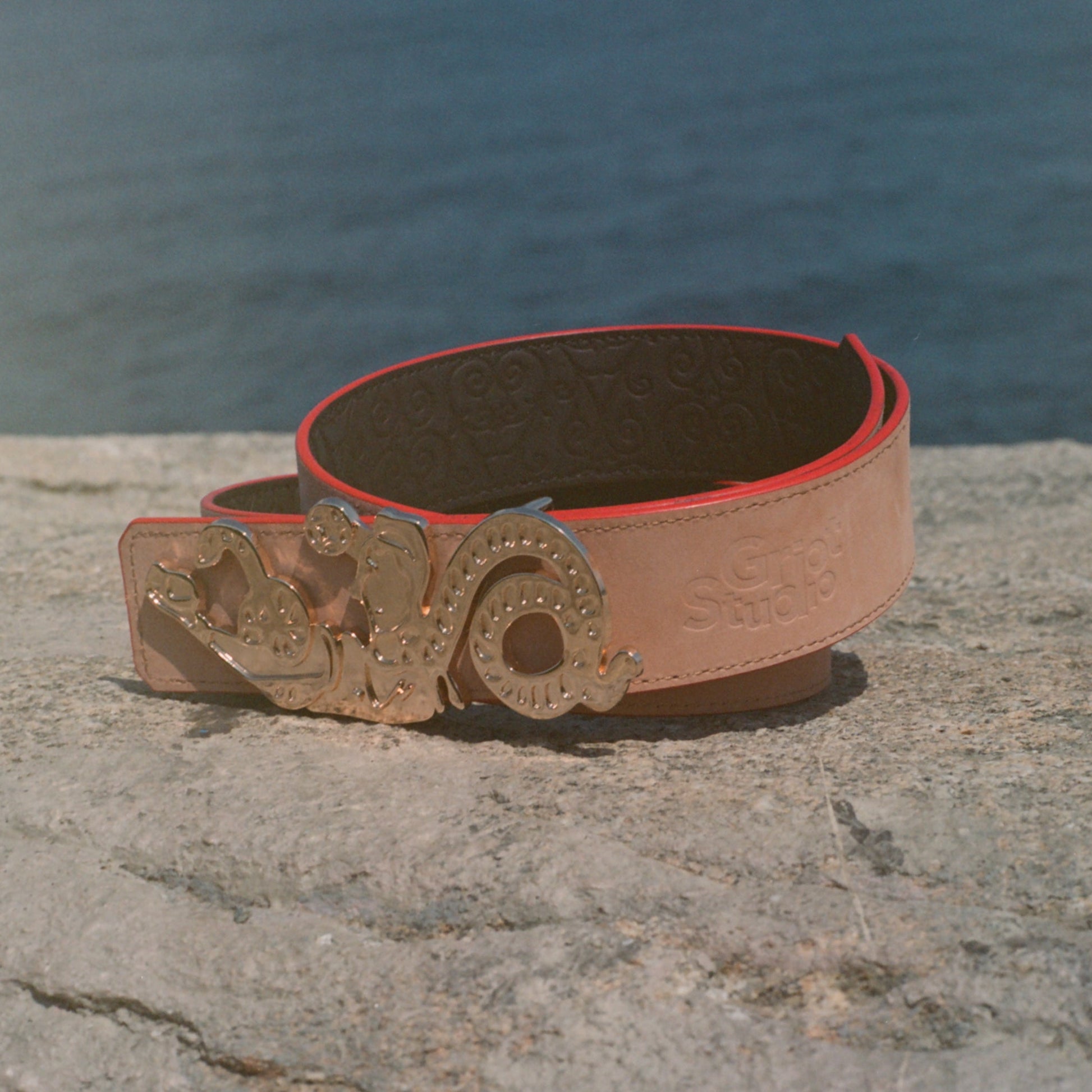 Griot Eve in Eden Reversible Belt – Gold Buckle