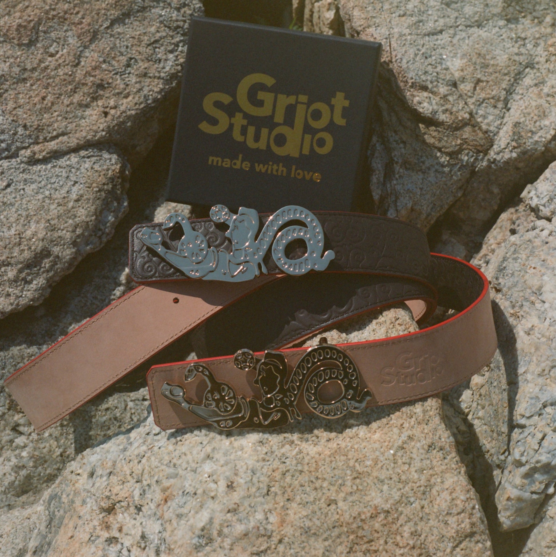 Griot Eve in Eden Reversible Belt – Gold Buckle