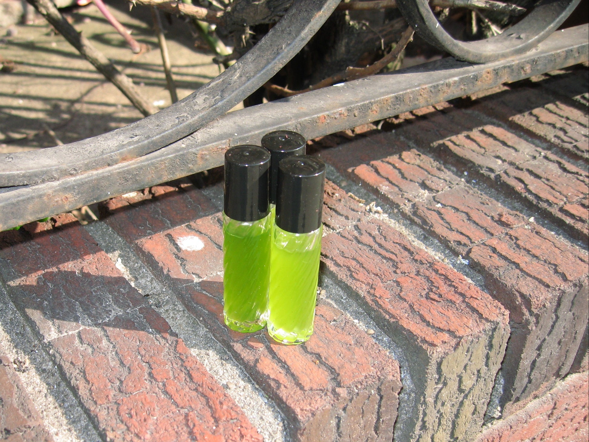 Kisantu 10ml Roll On